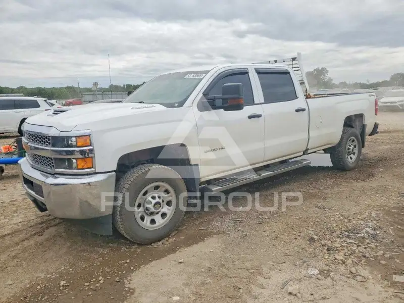 2019 Chevrolet Silverado фото