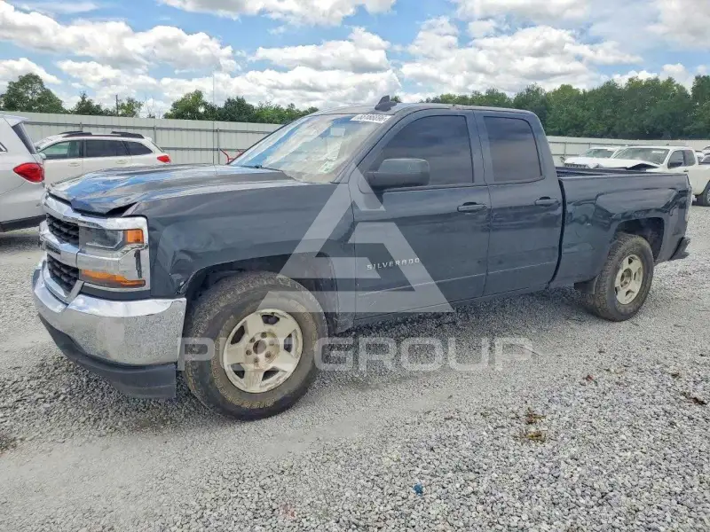 2019 Chevrolet Silverado photo