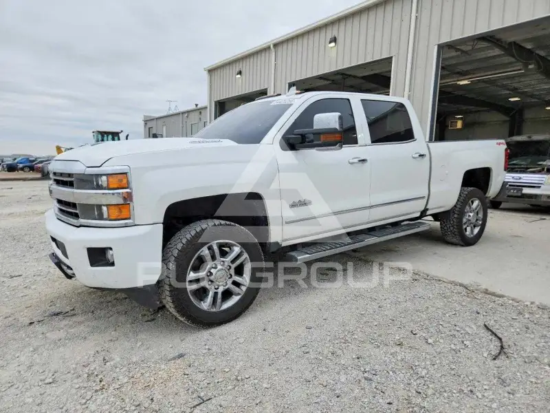 2019 Chevrolet Silverado фото