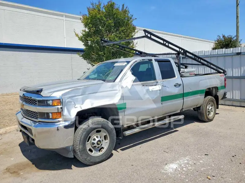 2019 Chevrolet Silverado фото