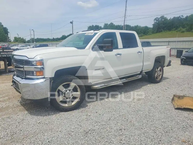 2019 Chevrolet Silverado photo