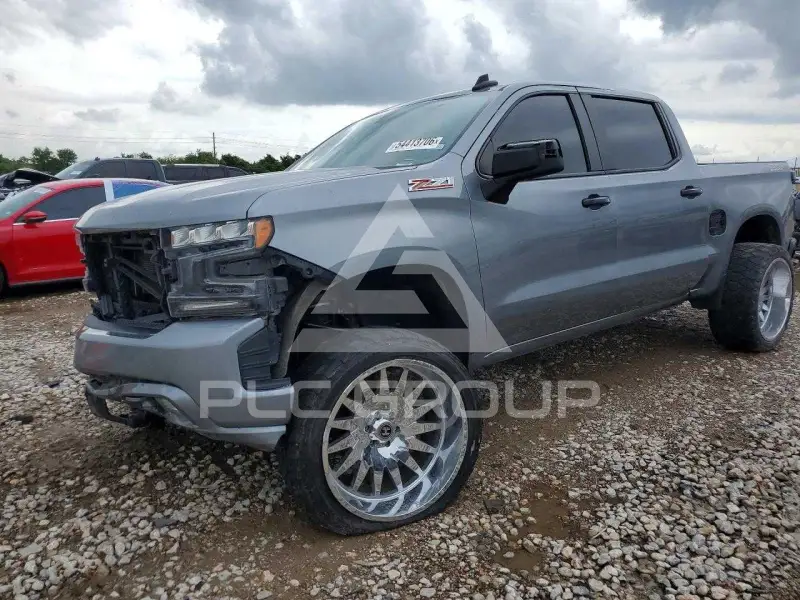 2019 Chevrolet Silverado photo