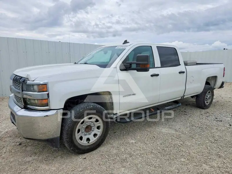 2019 Chevrolet Silverado photo