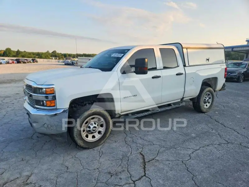 2019 Chevrolet Silverado photo