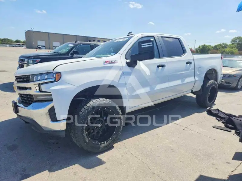 2019 Chevrolet Silverado photo