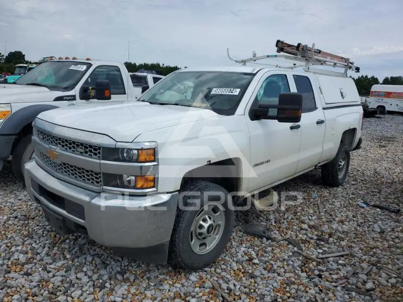 2019 Chevrolet Silverado photo
