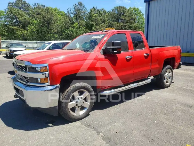 2019 Chevrolet Silverado фото