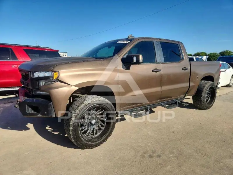 2019 Chevrolet Silverado photo
