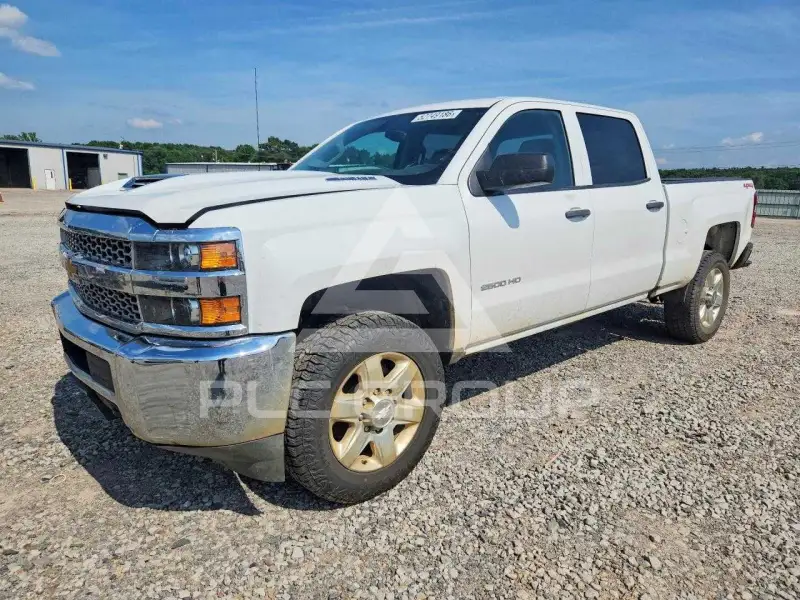 2019 Chevrolet Silverado фото