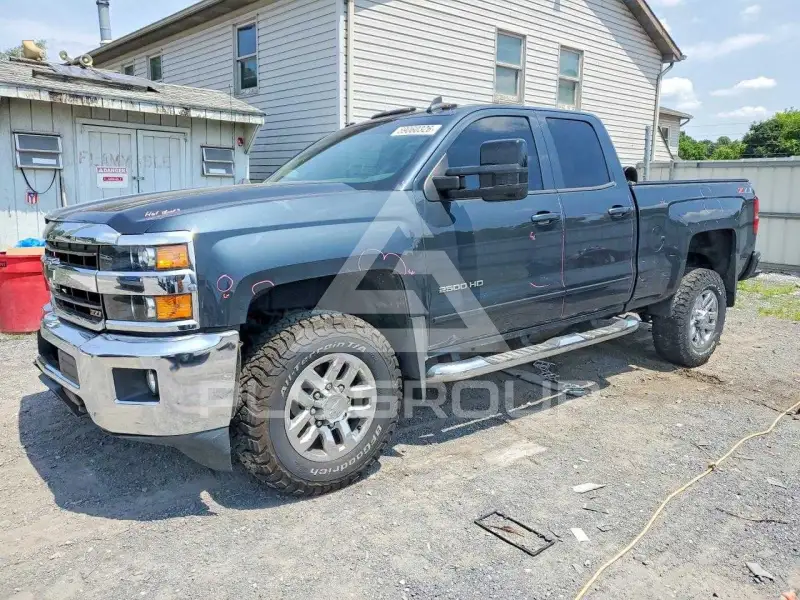 2019 Chevrolet Silverado photo