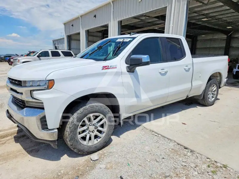 2019 Chevrolet Silverado photo