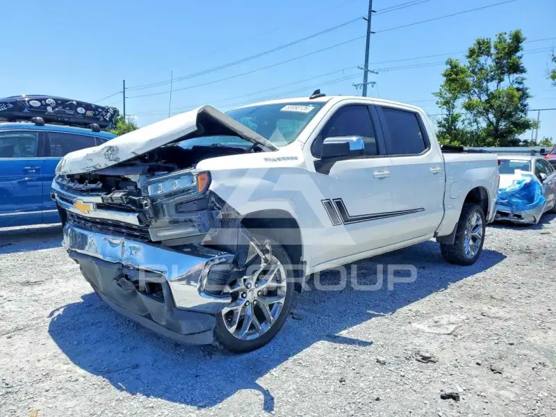 2019 Chevrolet Silverado photo
