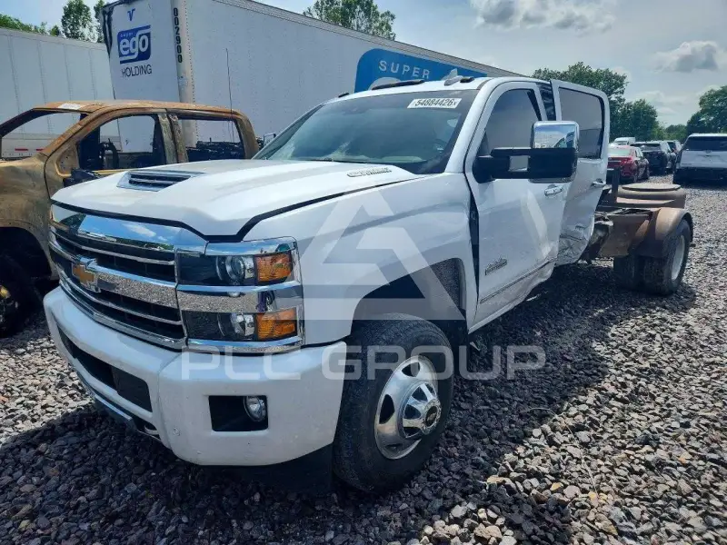 2019 Chevrolet Silverado photo