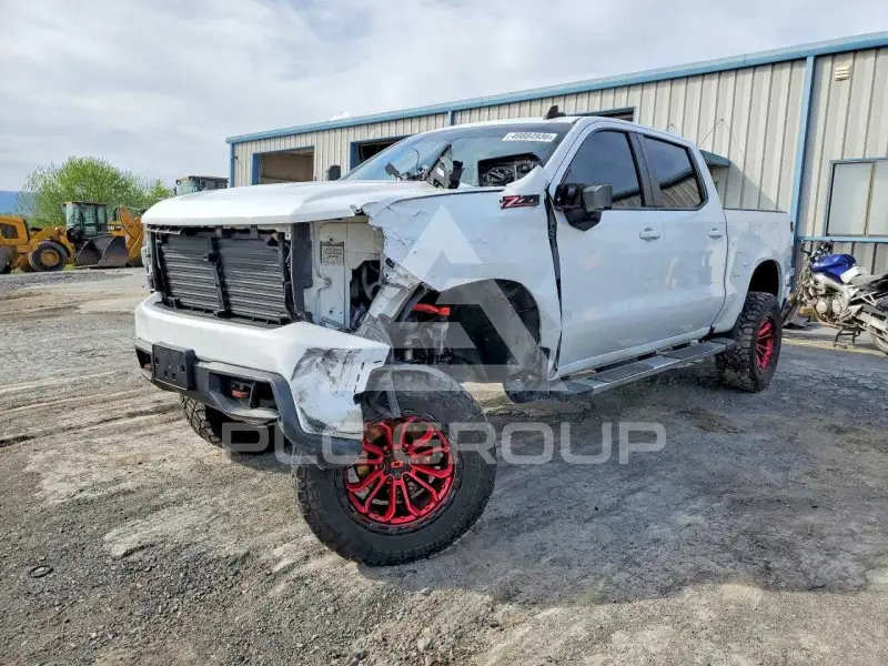 2019 Chevrolet Silverado photo