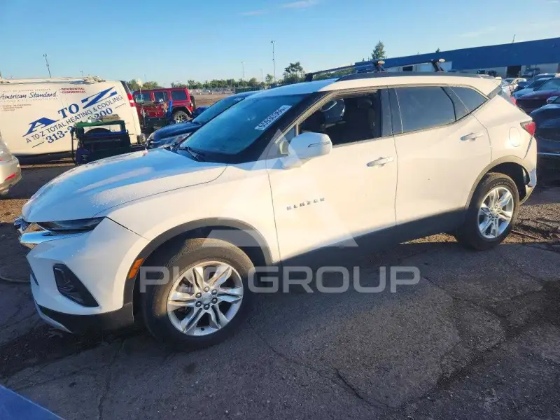 2019 Chevrolet Blazer photo