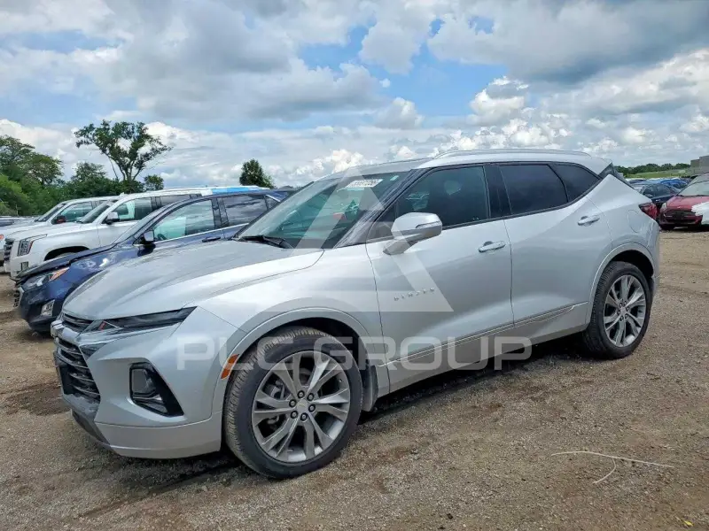 2019 Chevrolet Blazer photo