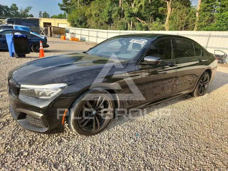 2019 BMW 740 photo