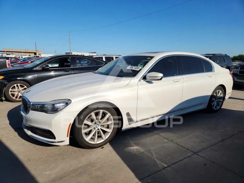 2019 BMW 740 фото
