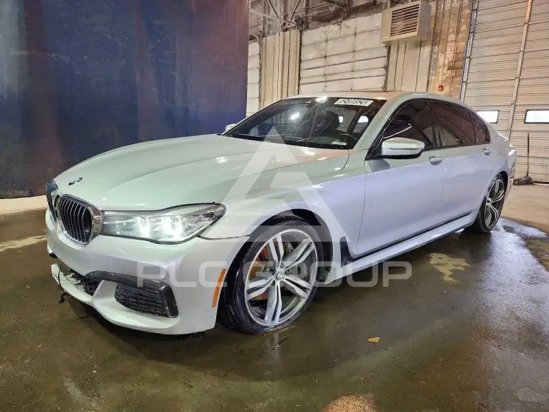 2019 BMW 740 фото