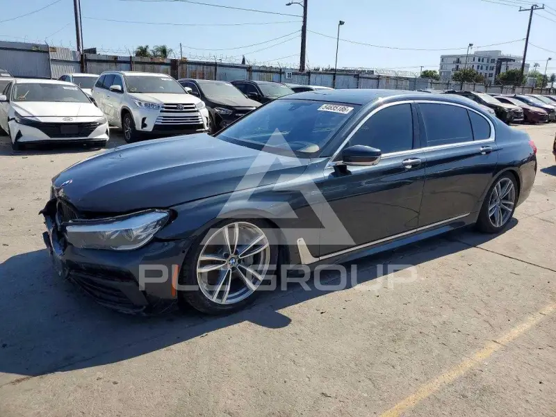 2019 BMW 740 фото