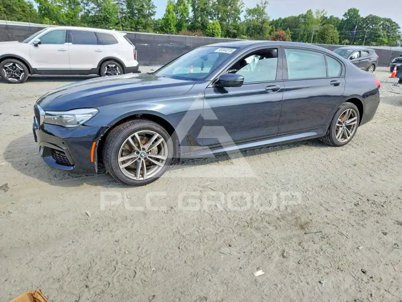 2019 BMW 740 фото