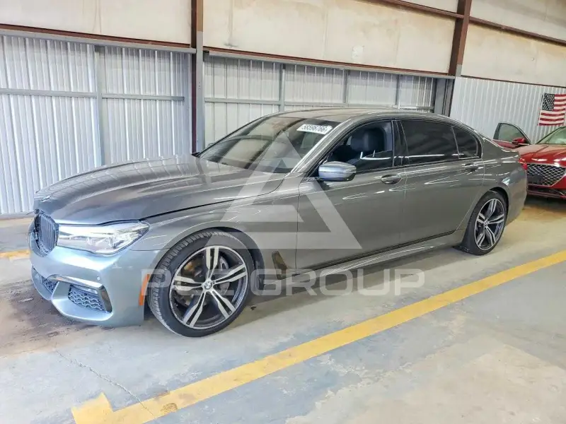 2019 BMW 740 фото