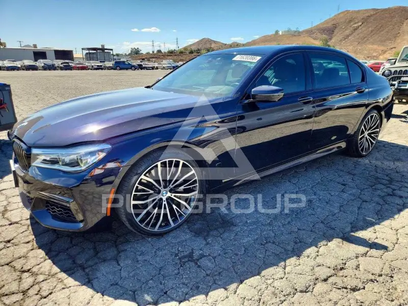 2019 BMW 750 photo