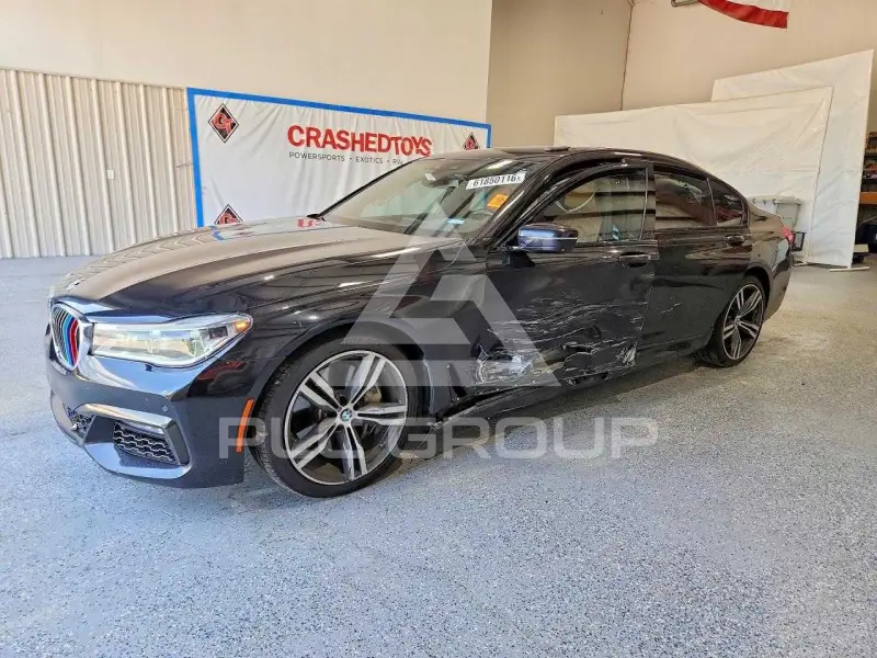 2019 BMW 750 фото