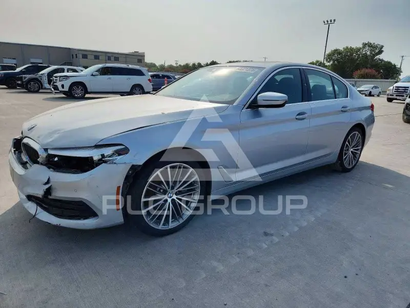 2019 BMW 530 фото
