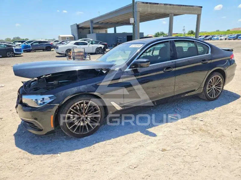 2019 BMW 530 фото