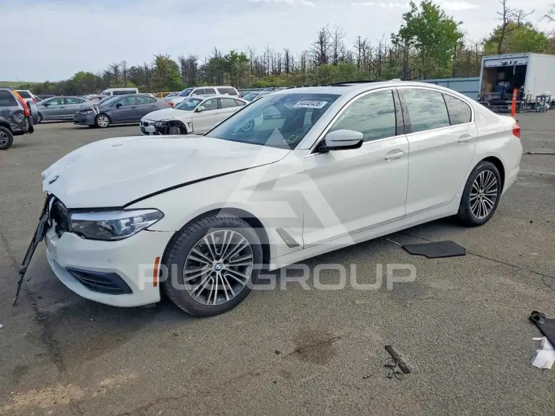 2019 BMW 530 фото