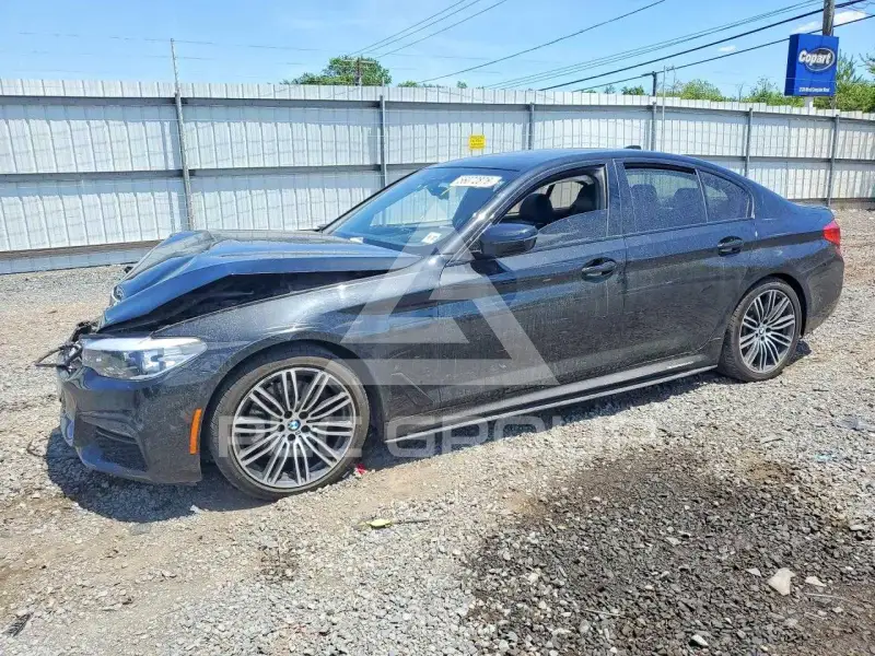 2019 BMW 530 photo