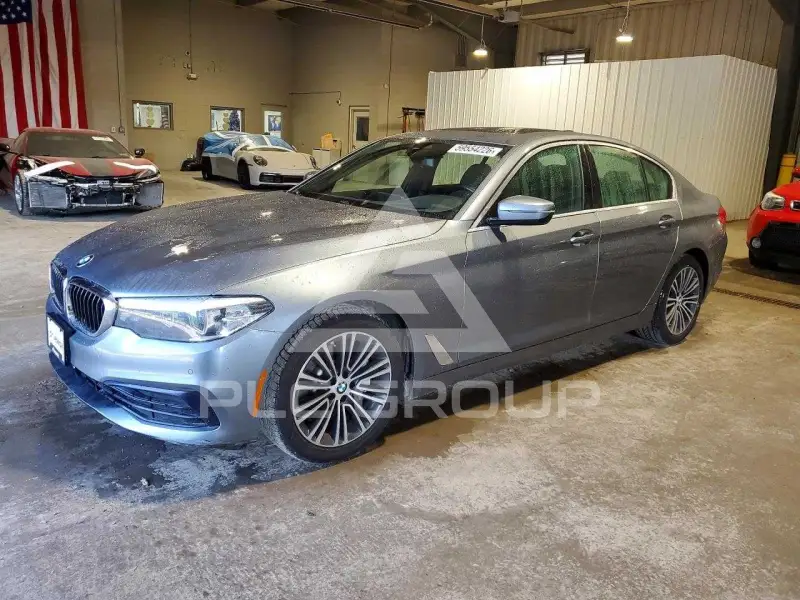 2019 BMW 530 фото