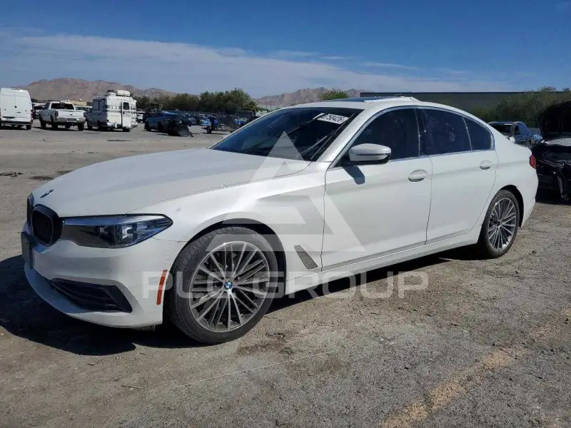 2019 BMW 530 фото