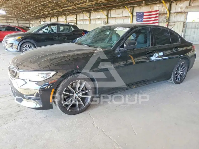 2019 BMW 330 photo