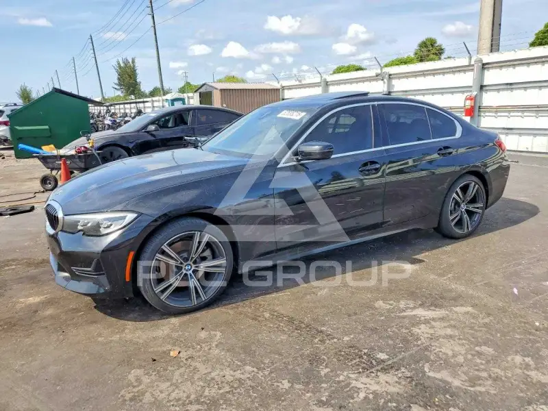 2019 BMW 330 фото