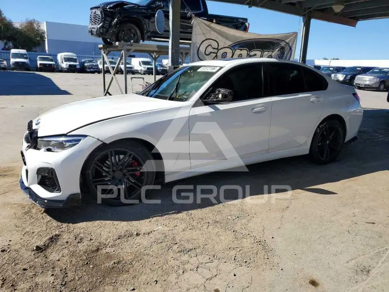 2019 BMW 330 фото