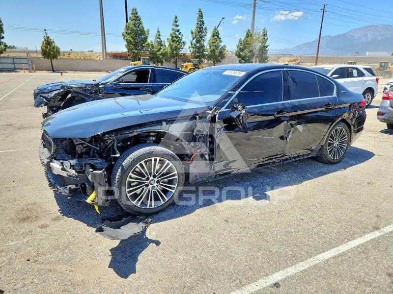 2019 BMW 530 фото