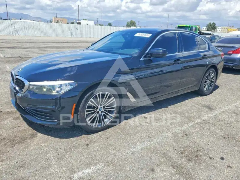 2019 BMW 530 фото