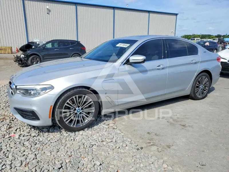 2019 BMW 530 фото