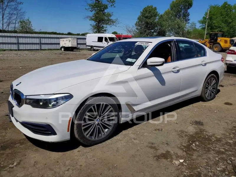 2019 BMW 540 фото