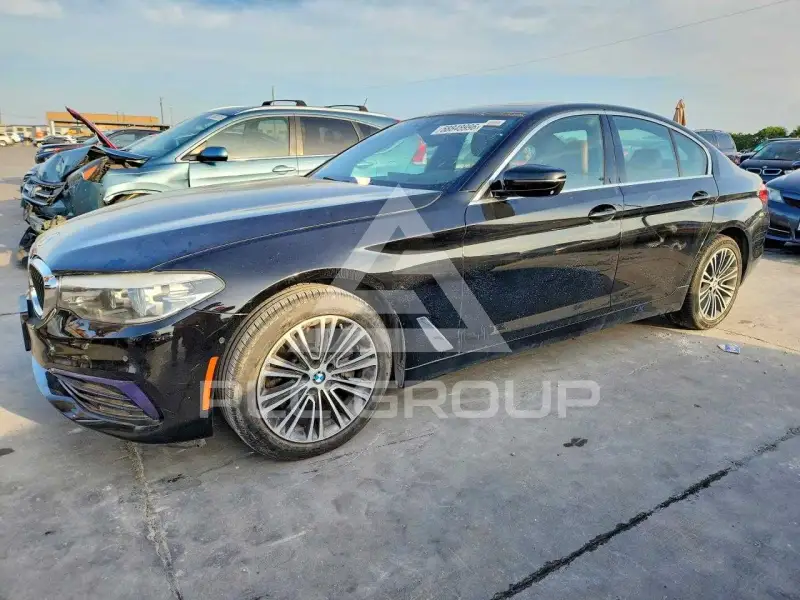 2019 BMW 540 photo