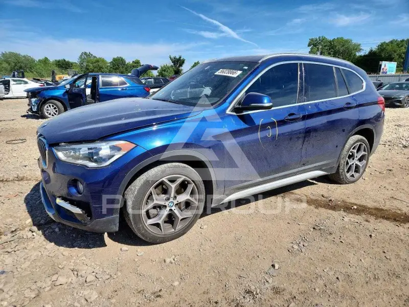 2019 BMW X1 фото