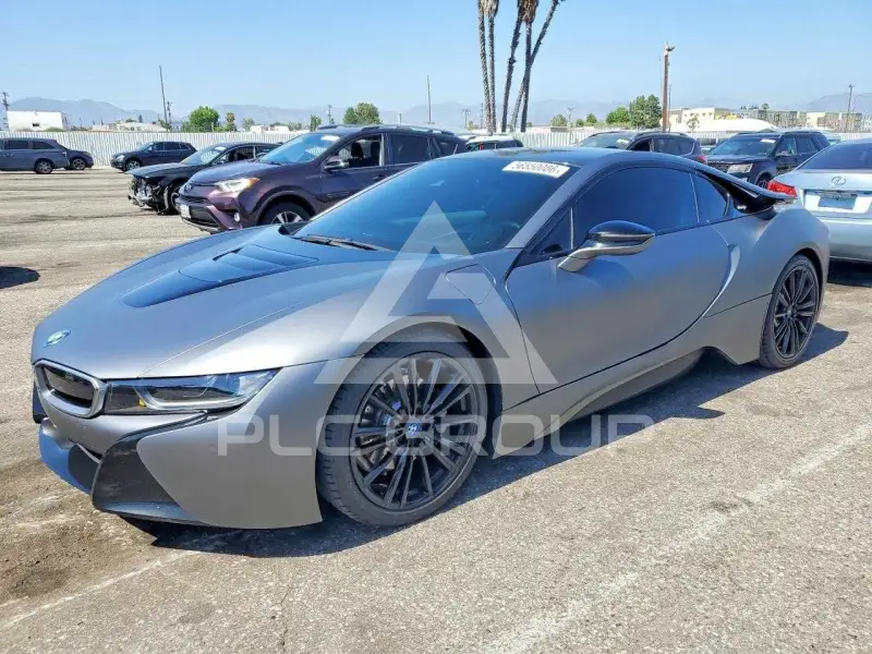 2019 BMW I8 photo