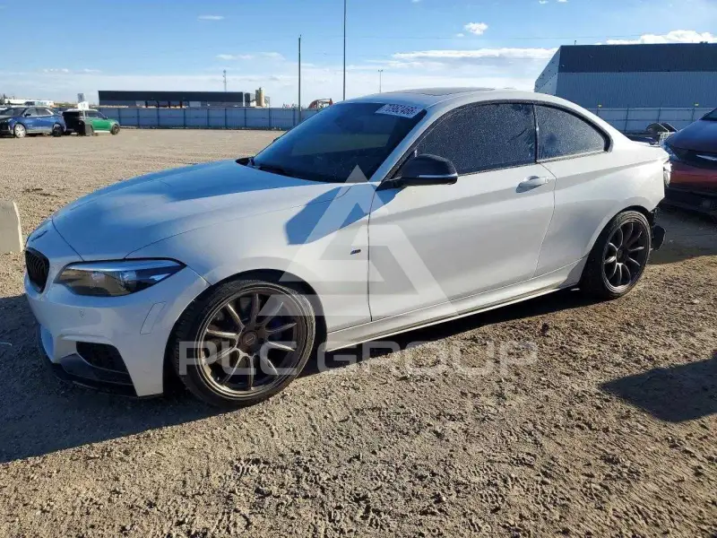 2019 BMW M240 photo