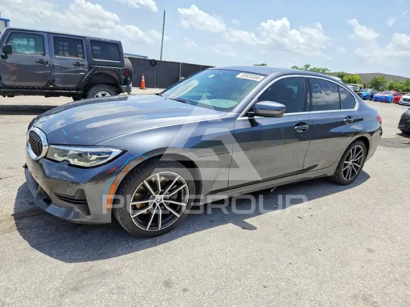 2019 BMW 330 фото