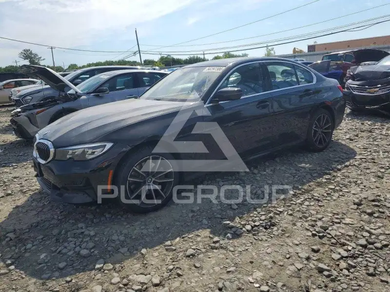 2019 BMW 330 photo