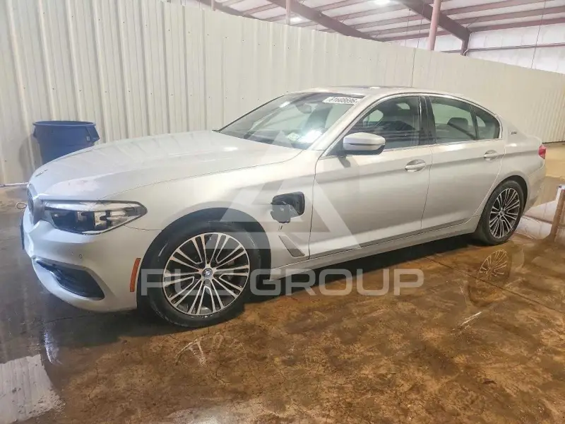 2019 BMW 530 фото