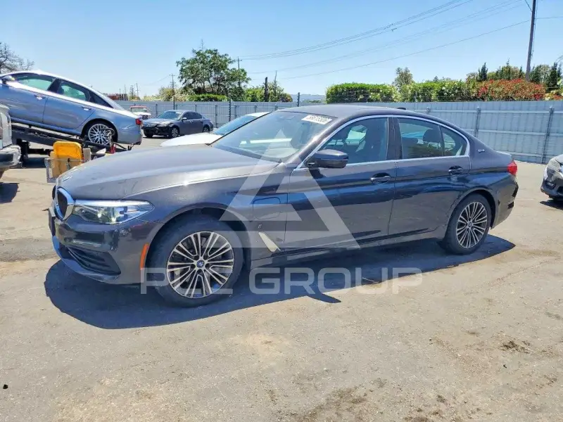 2019 BMW 530 фото