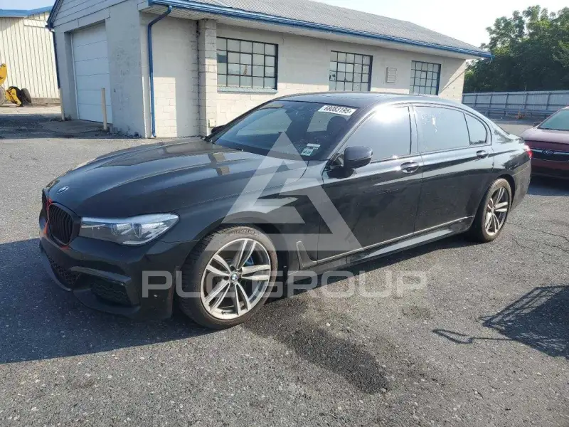 2019 BMW 740 фото